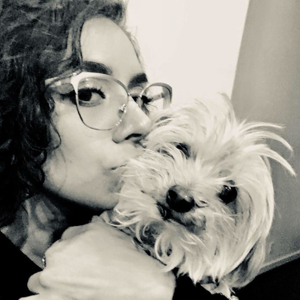 Meet your Posher, Evita